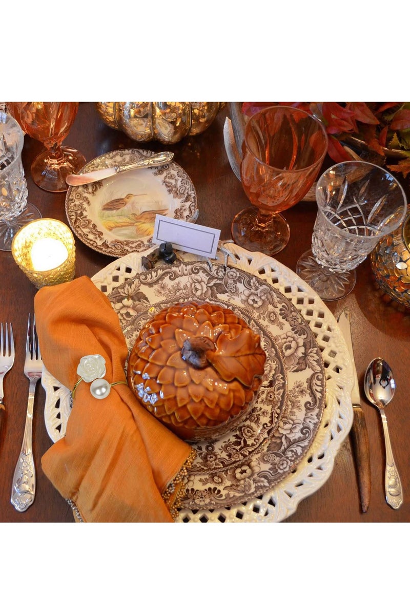 ١٠ حلقات منديل بأناقة اللؤلؤ والوردة البيضاء، حاملات منديل طاولة طعام كلاسيكية مصنوعة من ورق بتصميم عتيق، لديكورات مائدة منزلية وحفلات زفاف وعيد الحب. - Image 5