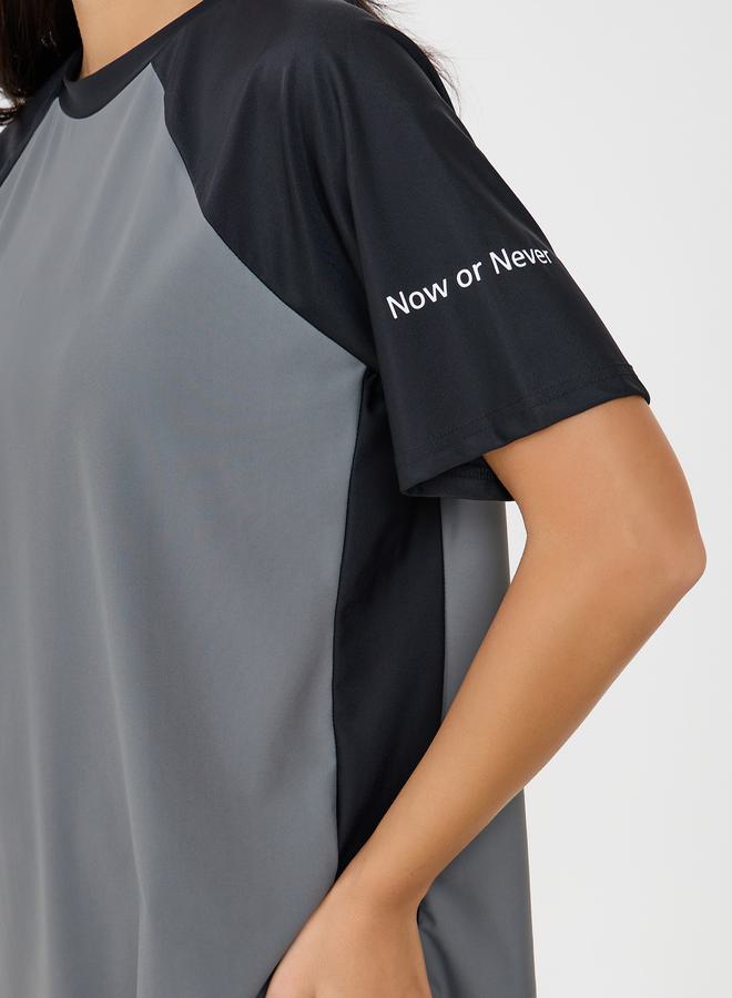 Styli Colourblock Slogan Text Sleeve Top  - Image 3