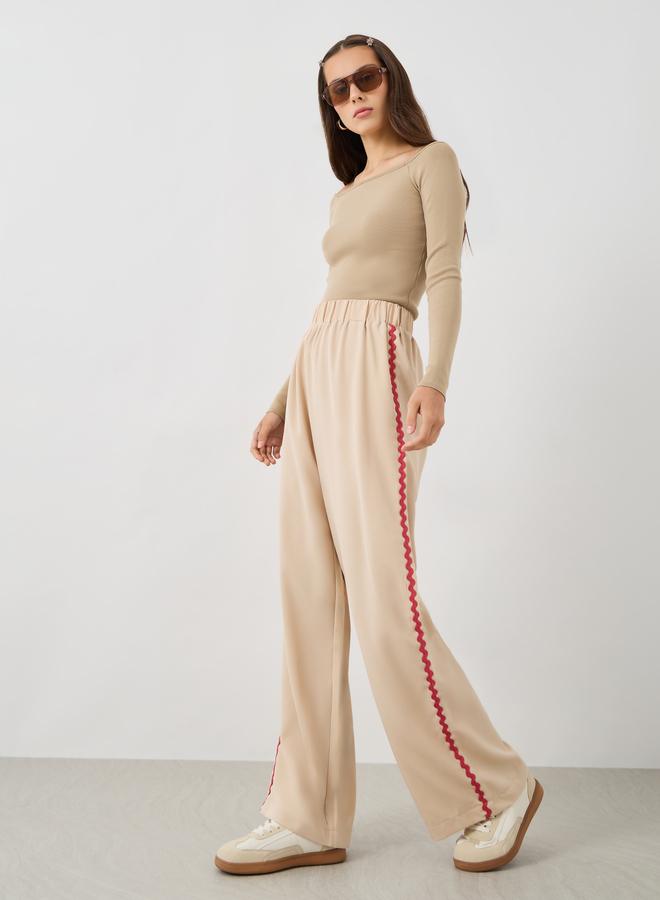 تايك تو بنطلون بخصر مطاطي بنسيج جانبي مموج - Image 1