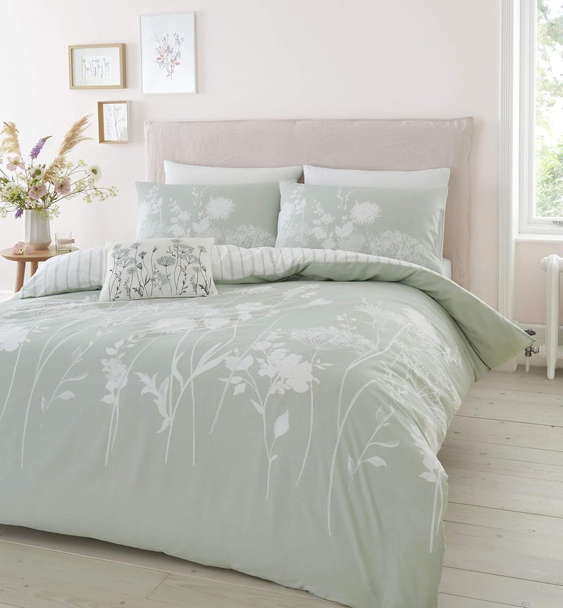 Meadowsweet Floral Reversible King Duvet Cover Set with Pillowcases Green - Image 1