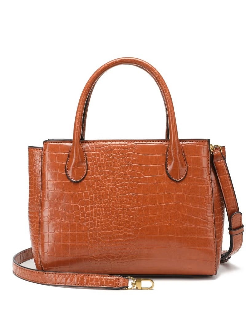 GUESS Women's Chain Crossbody Shoulder Bag 28Ã19Ã7.5cm... - Image 4