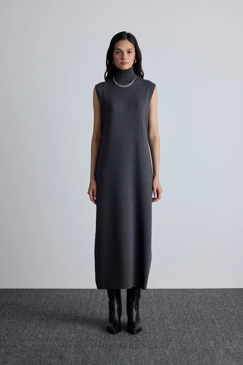 مانوكا Sleeveless Knit Dress
