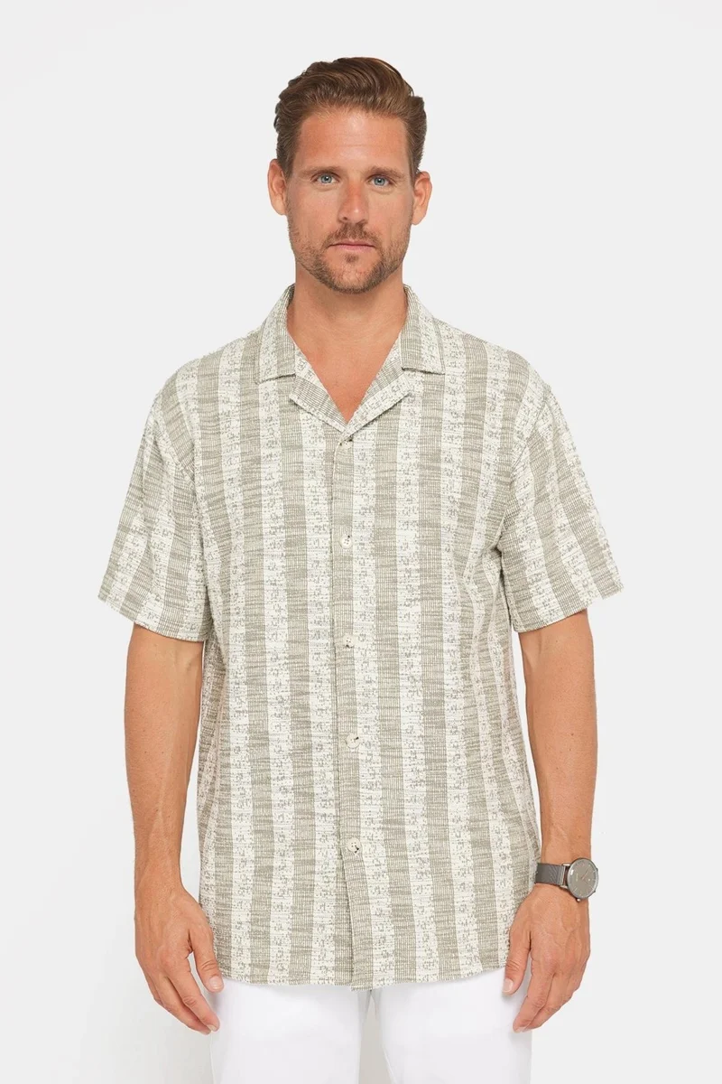 تودورس Men's Relax Fit Casual Cut Short Sleeve Knitted Texture Ecru Open Collar Shirt