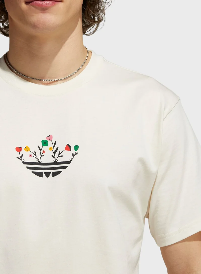 adidas Originals Trefoil Bloom T-Shirt