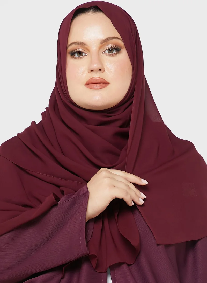 Hayas Closet Curve V-Neck Embellished Abaya