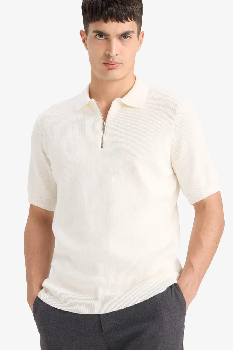 ديفاكتو Cotton Standard Fit Half Zipper Knitted Polo Shirt