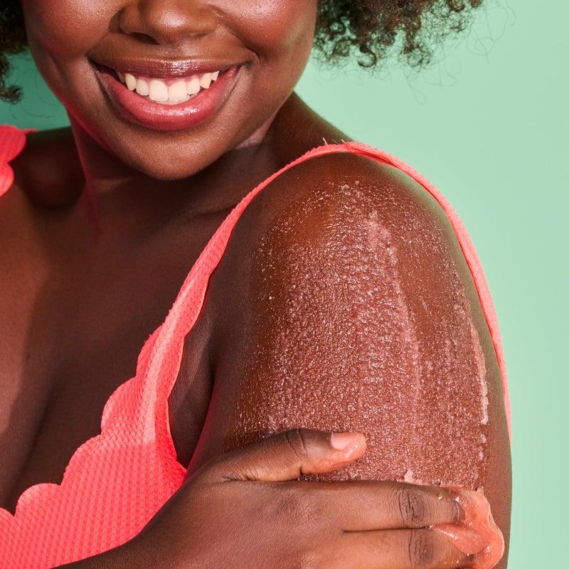 Tree Hut سكراب شجرة هات للبكيني ريف بشيّا، مقشر، مرطب ومغذي للجسم بزبدة الشيا وزيوت أساسية مغذية، ينعم ويرطب البشرة، 18 أونصة - Image 5