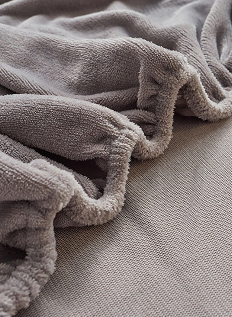 Sharpdo - 3-Piece Bedding Set, Thickened Milk Velvet Fitted Sheet Set, with 2 Pillowcases, Suitable for 2-Meter Bed (200*220cm) - Image 1