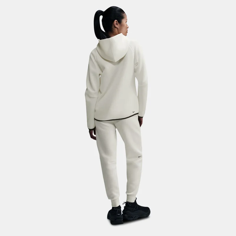 Nike Ivory Women's Sportswear Tech Fleece Windrunner Hoodie for Women | Best Price UAE