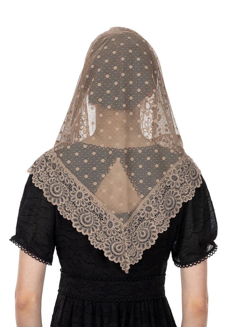 Wgior Triangle Vintage Inspired Lace Chapel Veils Catholic Mass Head Covering Scarf Mantilla Veils for Church (Beige) - Image 4