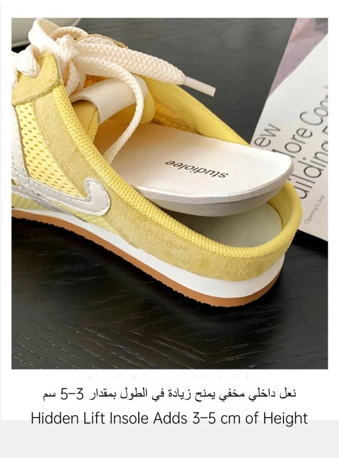 حذاء نسائي نصفي سهل الارتداء بتصميم رياضي وألوان متناسقة مع نعل داخلي لزيادة الطول مناسب للاستخدام اليومي والسفر والتنزه - Image 2