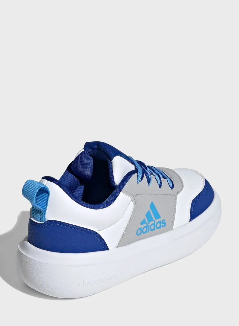 adidas شارع حديقة الشباب