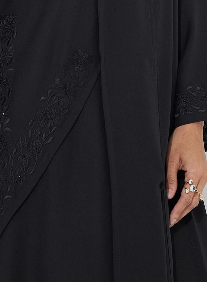 Black Embroidery Abaya with Wide Sleeves