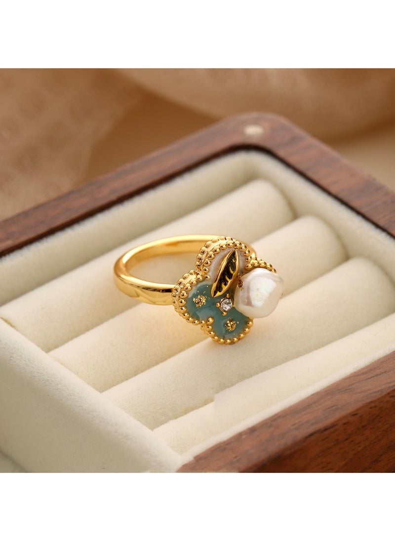 Mark Fairwhale - A niche high-end Instagram style dopamine opening ring that does not fade - Image 1