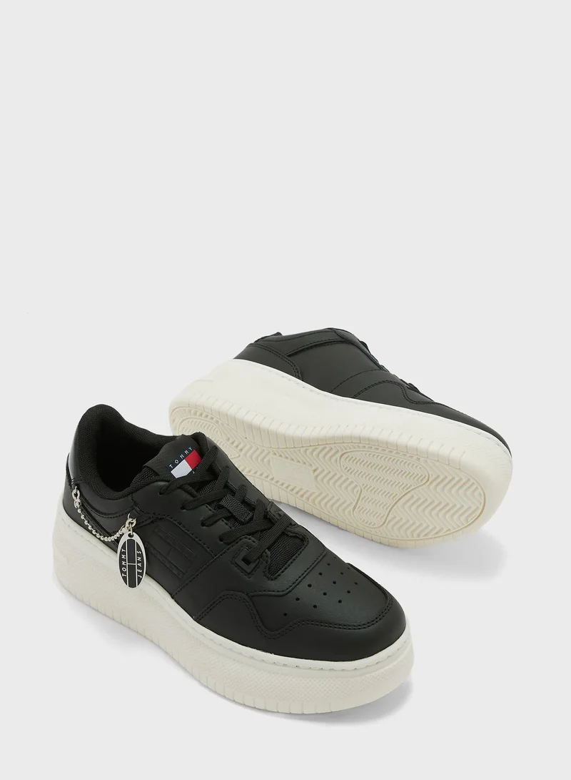 TOMMY JEANS Retro Basket Low Top Sneakers