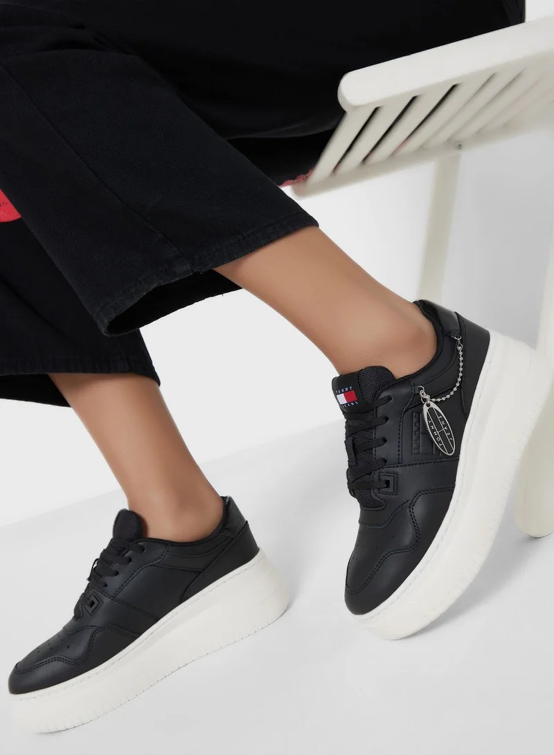 TOMMY JEANS Retro Basket Low Top Sneakers