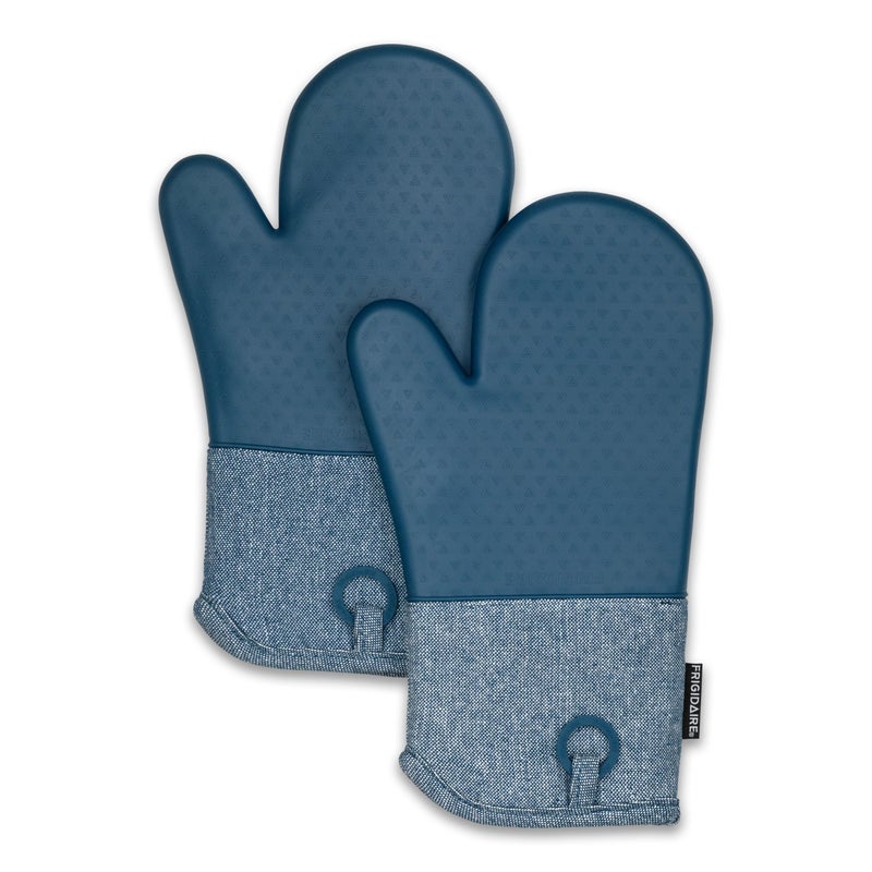 Frigidaire Sasha Cotton and Silicone Oven Mitts, Heat Resistant, Anti-Slip, Machine Washable, 13â€x 7 â€œ,Denim, Set of 2 - Image 1