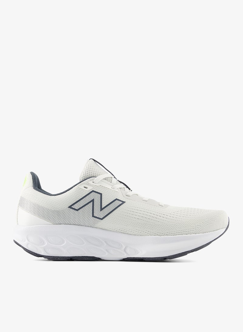 New Balance 520 Sports Shoes - Image 1
