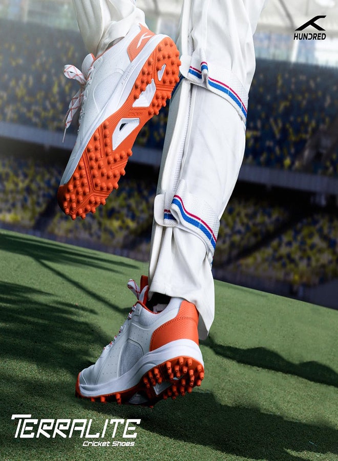 هندرد حذاء كريكيت Terralite | مسامير مطاطية Terraspike | لوحة دعم مدمجة للثبات | خفيف ومتين | مثالي للعشب والأرضيات الصلبة (أبيض/برتقالي؛ مقاس 3 بريطاني) - Image 2