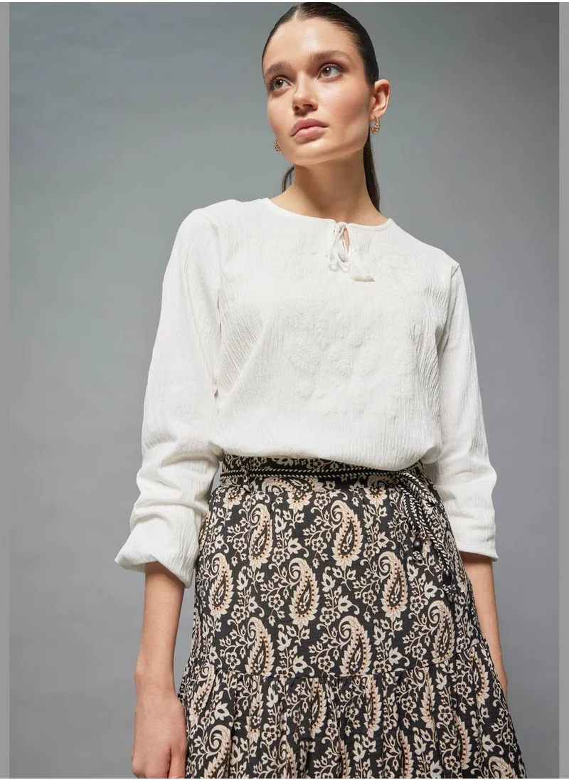 ديفاكتو Woman Crew Neck Knitted Long Sleeve T-Shirt