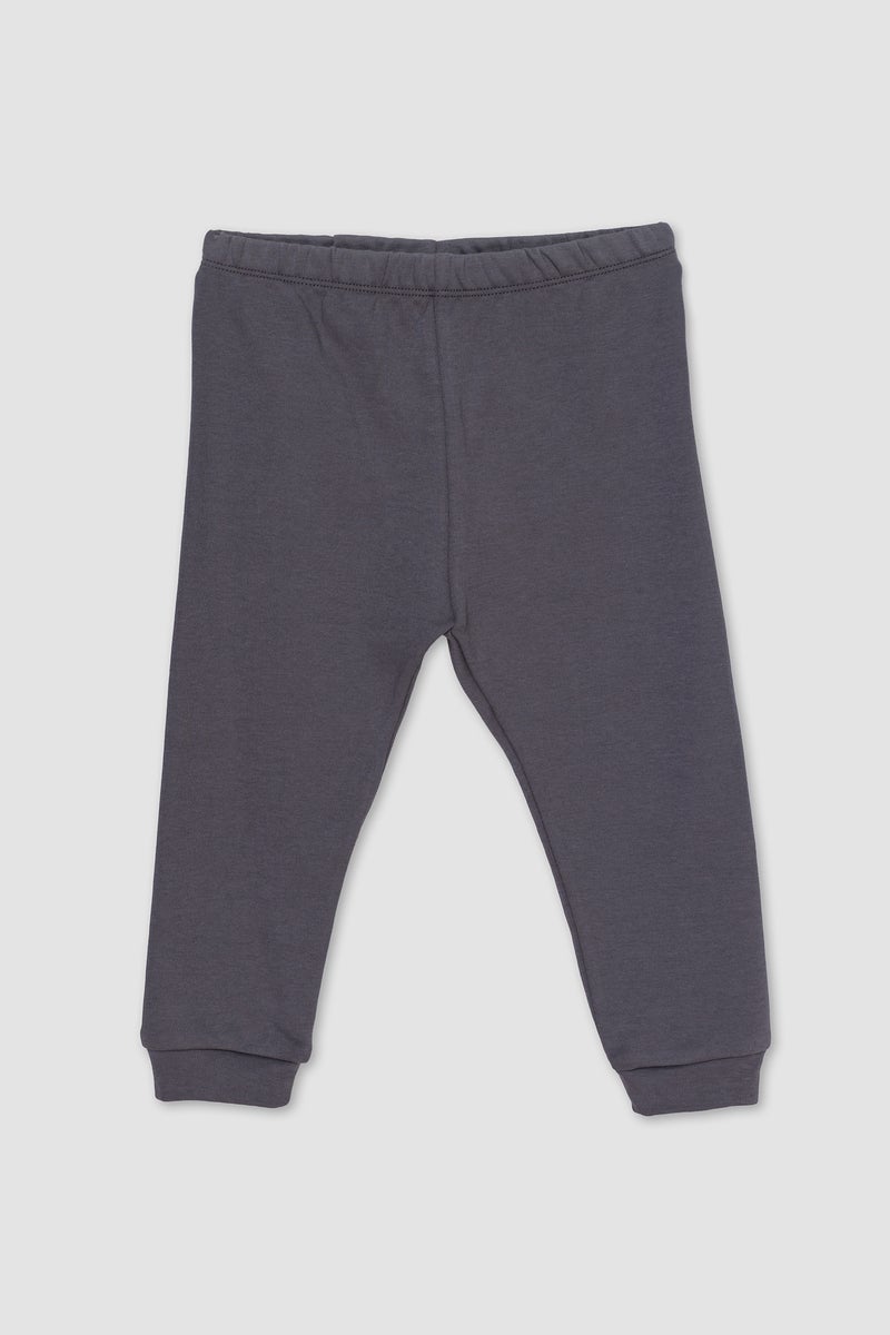 ديفاكتو طقم بيجاما بيبي اولادي قصة عادية بطبعة نجم - قطعتين - Image 3