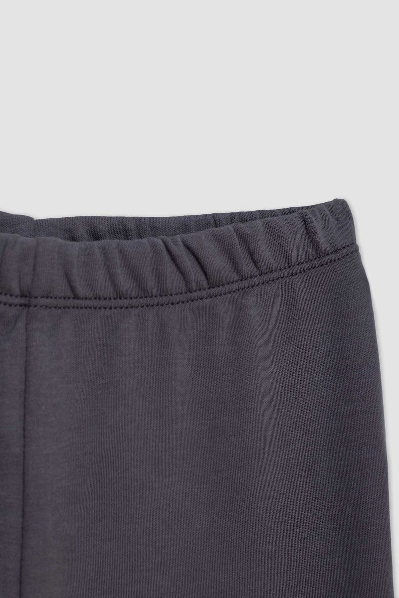 ديفاكتو طقم بيجاما بيبي اولادي قصة عادية بطبعة نجم - قطعتين - Image 5