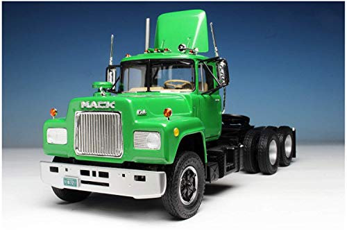 Platz AMT Mack R685ST Semi Tractor 1:25 Scale Model Kit (AMT1039) - Image 3