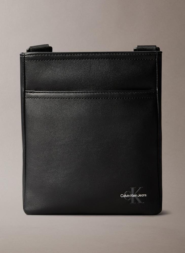 Calvin Klein Jeans Logo Crossbody Bag - Image 1