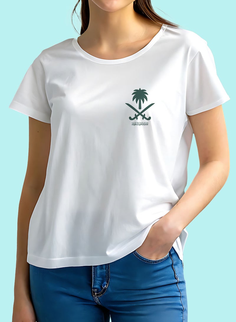 لوحة تيشيرت قطن لمناسبة اليوم الوطني السعودي أو للفخر بالانتماء للوطن في كل الأوقات للرجال والنساء - Image 3