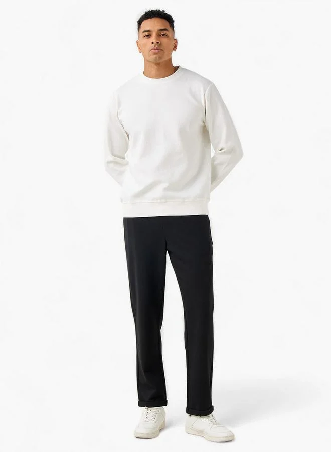 ايكونيك سويت شيرت رجالي أيقوني بقصة عادية