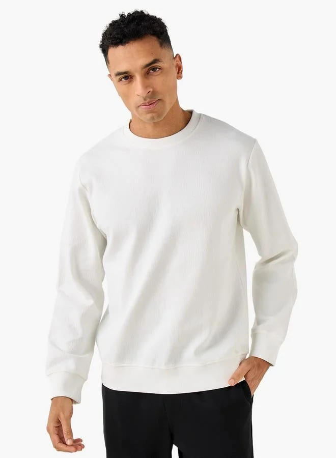 ايكونيك سويت شيرت رجالي أيقوني بقصة عادية