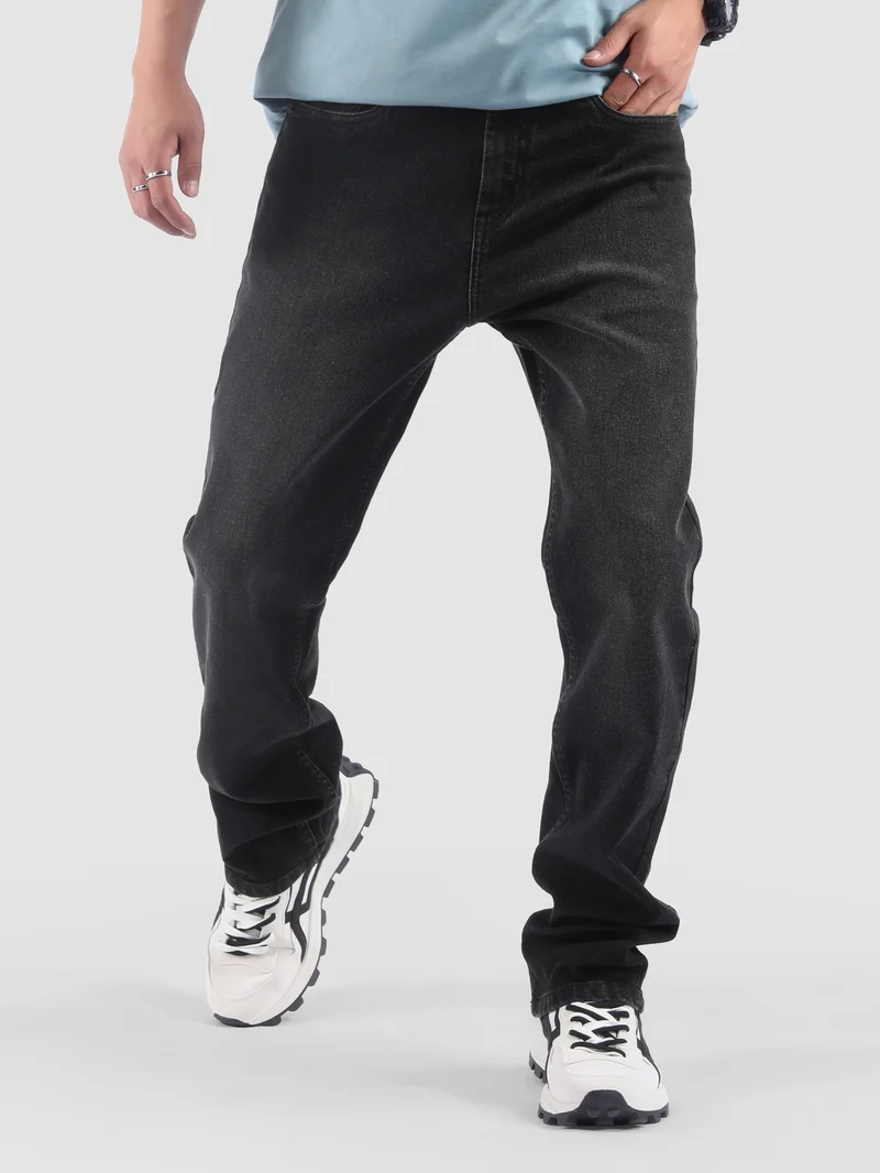 بيونغ جينز بقصة عادية مغسول باللون الأسود
