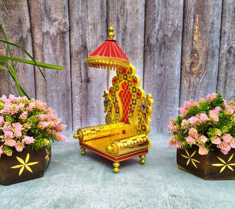 SHINDE EXPORTS Wooden Laddu Gopal Singhasan (9 inches , Golden ) - Image 3