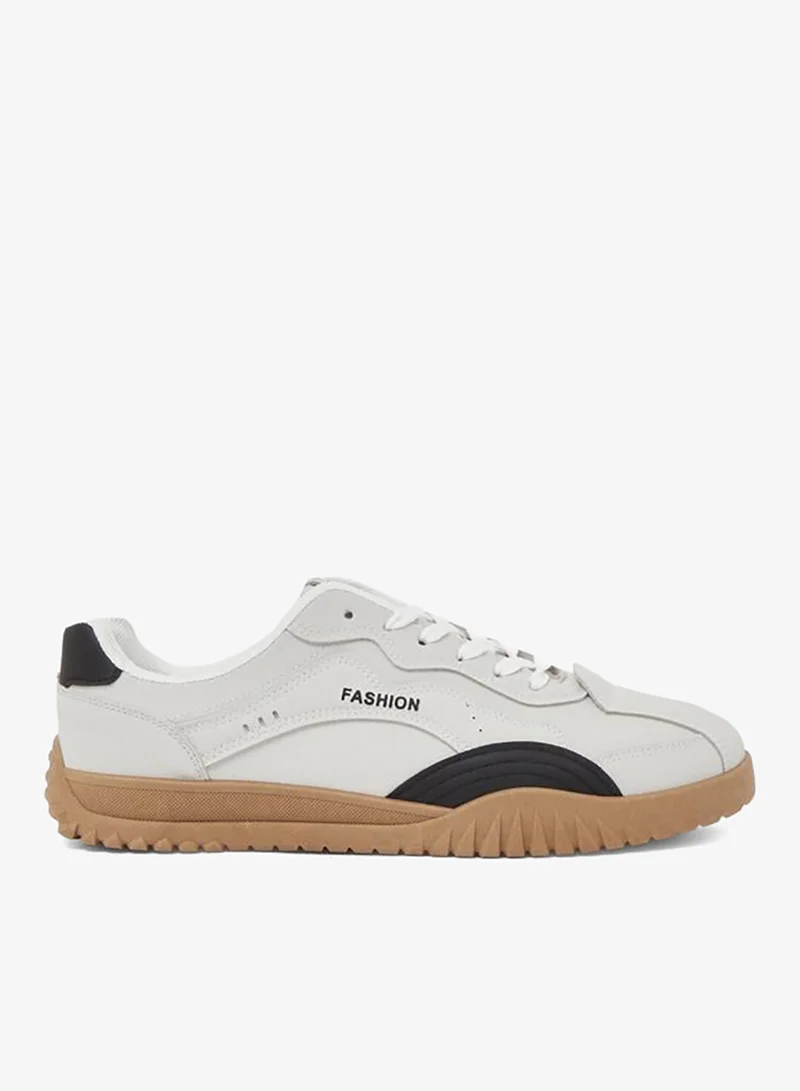 ستايلي Men Textured Panel Lace-Up Sneakers