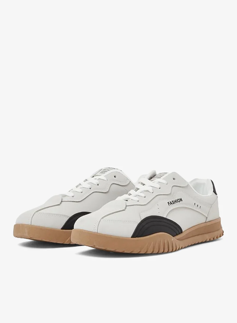 ستايلي Men Textured Panel Lace-Up Sneakers