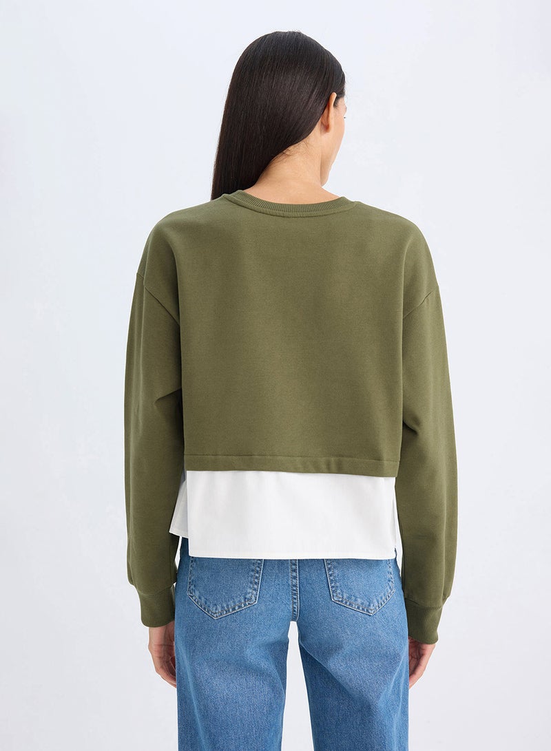 DeFacto Relax Fit Crew Neck Hem Detailed Basic Sweatshirt  - Image 2