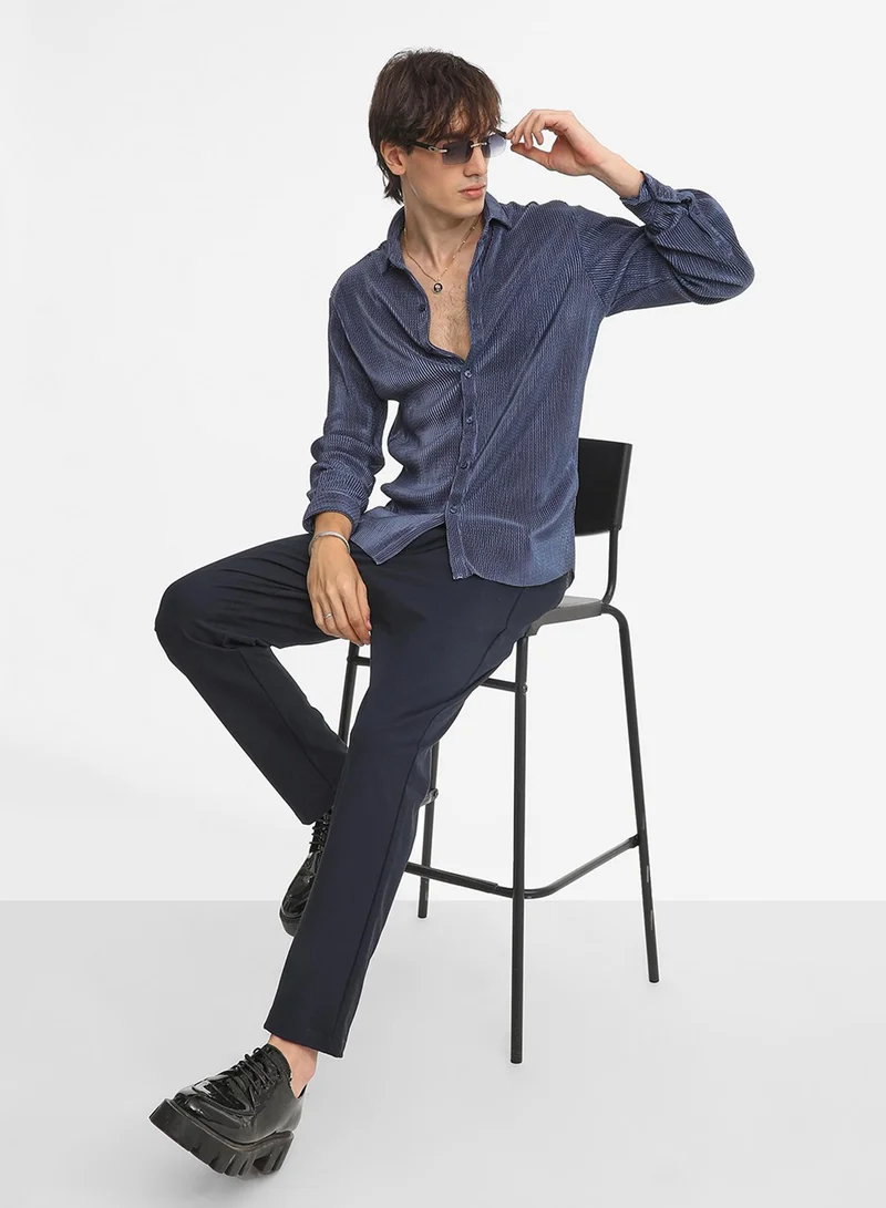 كامبوس سوترا Men's Navy Blue Textured-Pleat Shirt
