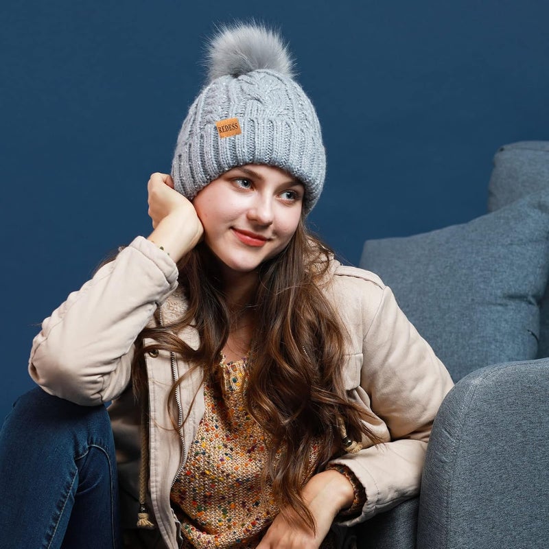 REDESS Women Winter Pompom Beanie Hat with Warm Fleece Lined, Thick Slouchy Snow Knit Skull Ski Cap - Image 4
