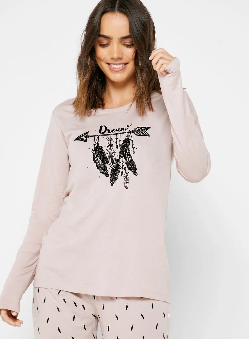 Catherine Graphic T-Shirt & Printed Pyjama
