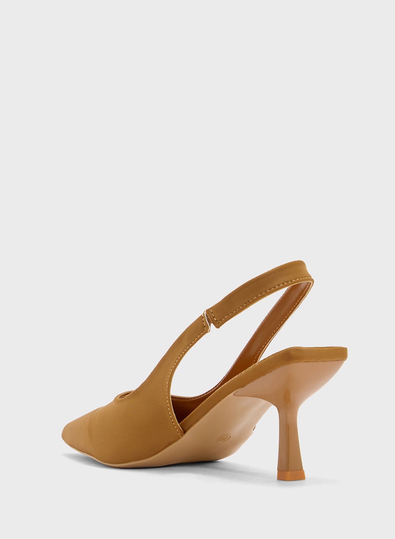 Ginger Ladies Classic Heeled Pump  - Image 3