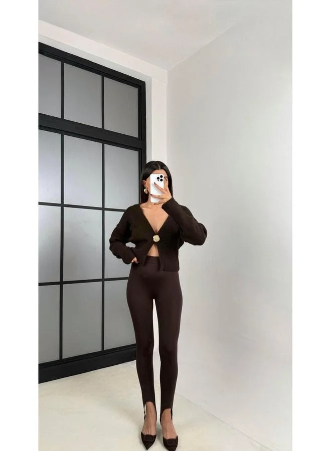 Bitter Coffee Soft-Textured Fuzo Leggings with Heel Pass-Through GAUS-00215.