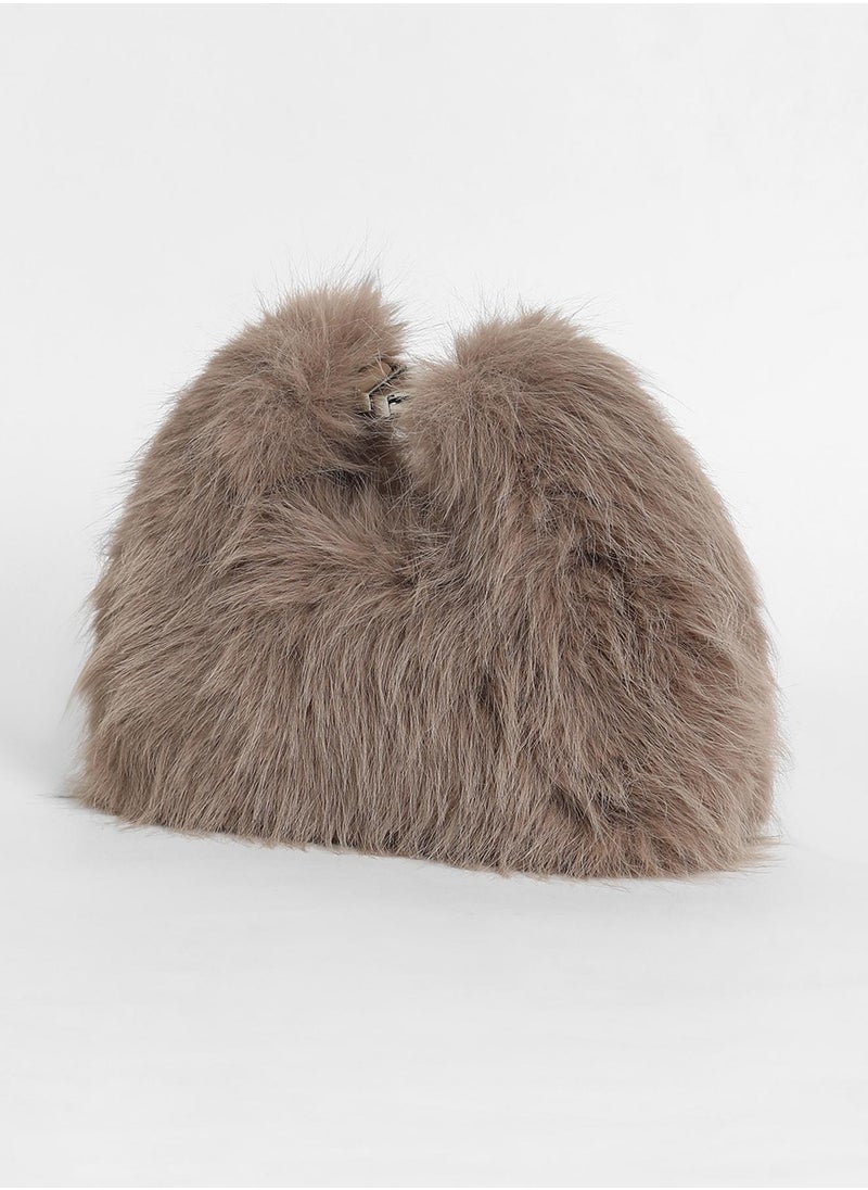 The Fur Hobo Bag - Peanut Brown - pzsku/ZD31B8DF27674C6AAFE75Z/45/_/1741336190/34841174-bfb4-43ad-80d0-d1447aef8ad1