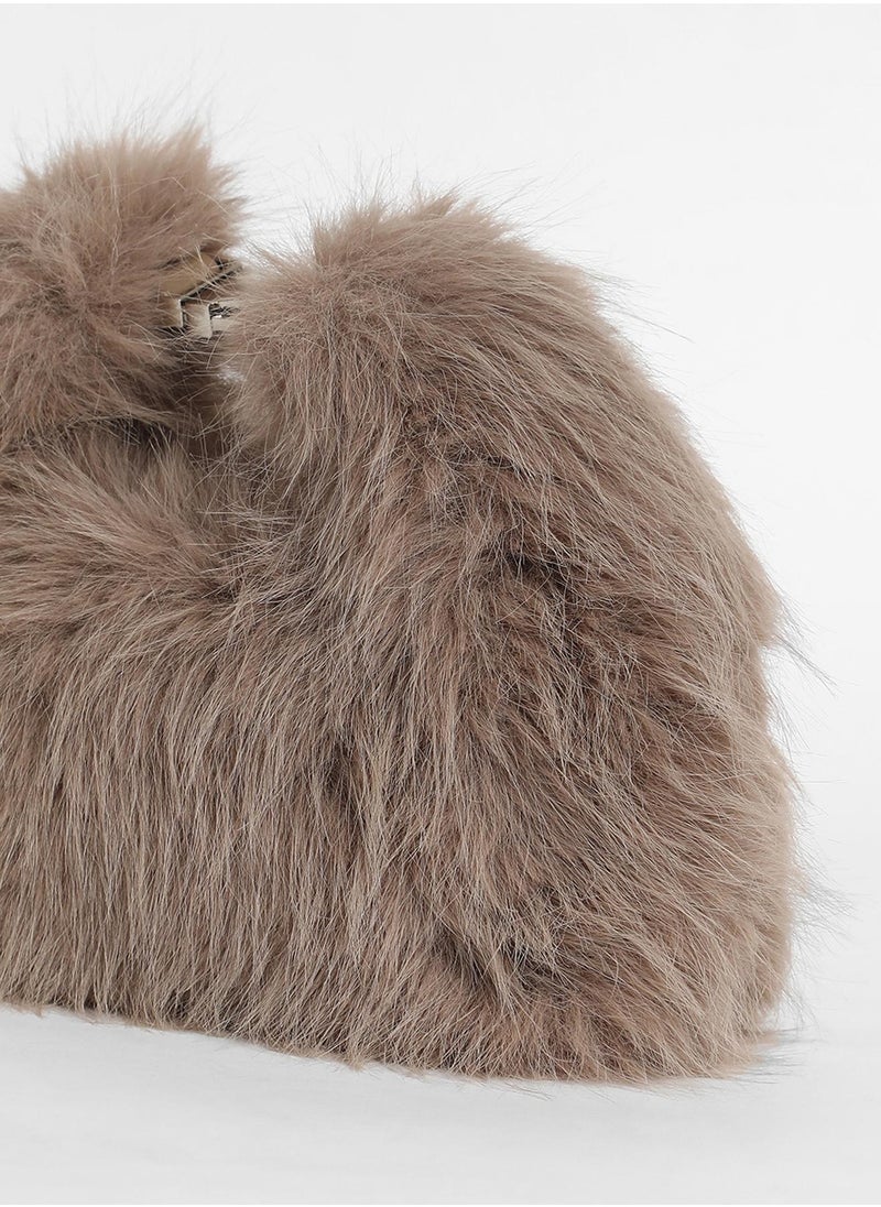 The Fur Hobo Bag - Peanut Brown - pzsku/ZD31B8DF27674C6AAFE75Z/45/_/1741336268/14ed26fc-ad93-4f3c-80a4-7ed06c4d2b32