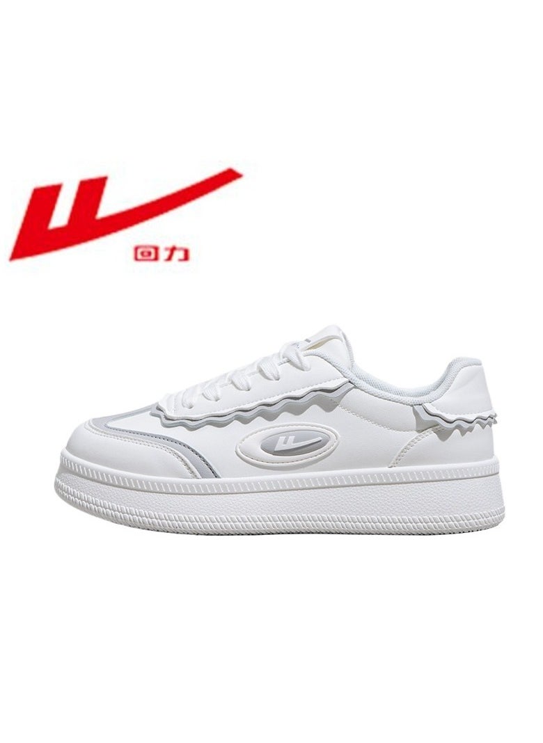 Warrior Versatile And Fashionable Sports And Leisure Shoes  - Image 1