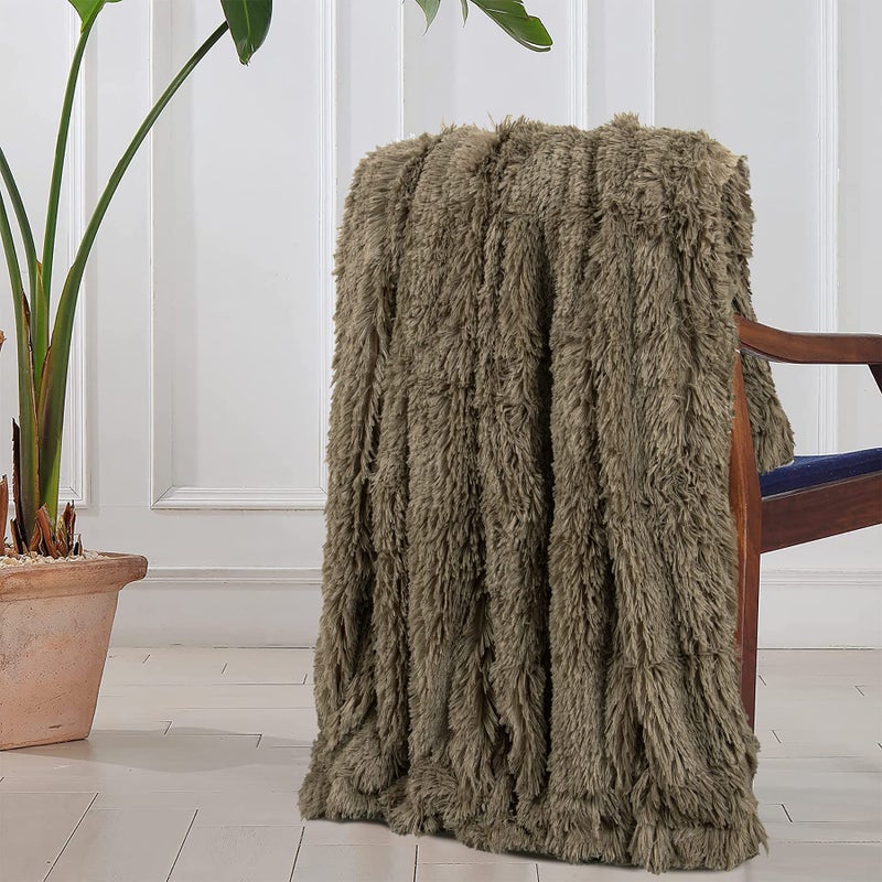Tuddrom Decorative Extra Soft Faux Fur Blanket Queen Size 80"" x 90"" Solid Reversible Fuzzy Long Hair Shaggy Blanket Fluffy Cozy Plush Fleece Comfy Microfiber Fur Blanket for Couch Sofa Bed Brown - Image 2