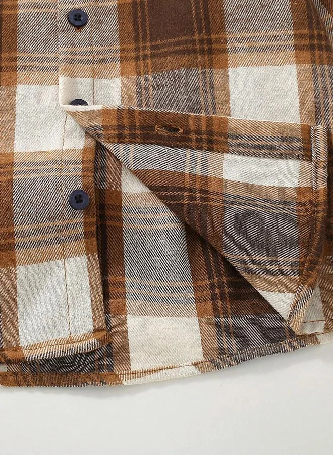 تايك تو جاكيت هودي بطبعة مربعات وتفاصيل أزرار