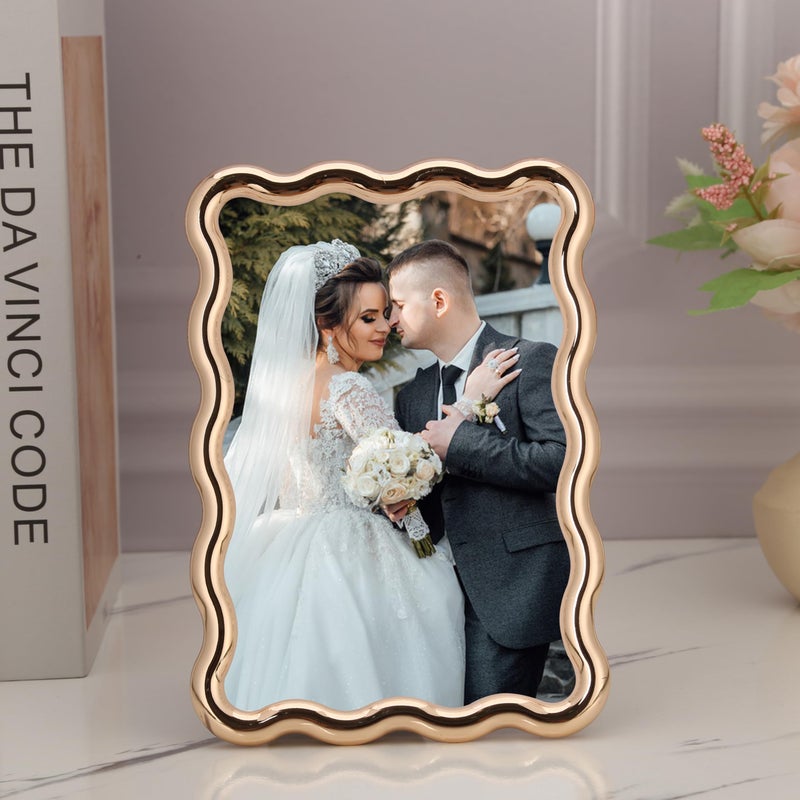 GorYeeFine Gold 4 x 6'' High-End Zinc Alloy Picture Frame with Wave Design - Modern Glamour 6x4'' Pictures Frames for Desktop and Wall DÃ©cor - Image 2