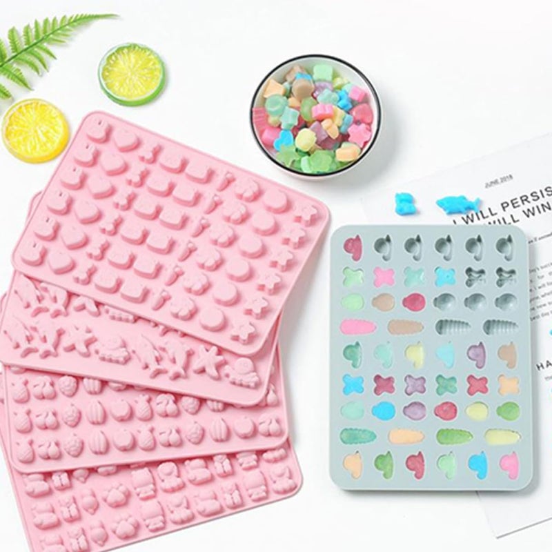 2pcs Silicone Fondant Candy Chocolate Molds Insect and Fruit Shapes Food-grade Silicone Home DIY Gummy and Snack Baking Moulds Random Color - Image 3