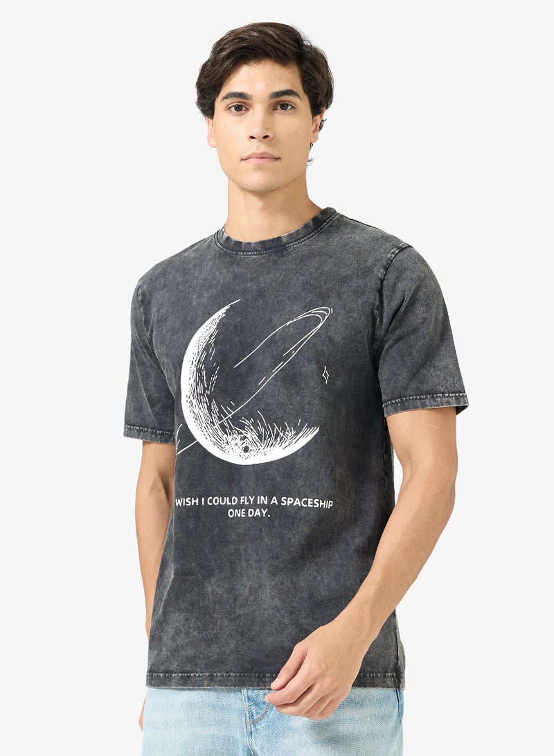 سفنتي فايف تيشيرت مطبوع بقصة عادية - Image 1