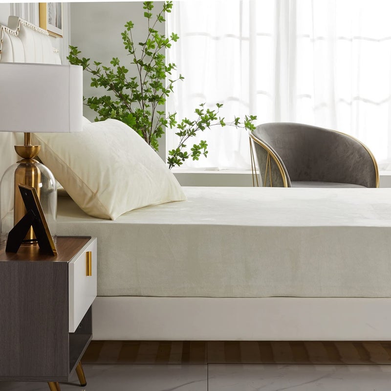 Fitted Sheet: 180*200cm Red Velvet - Warm Cozy Deep Pocket Sheet for Winter Bedding - Image 4